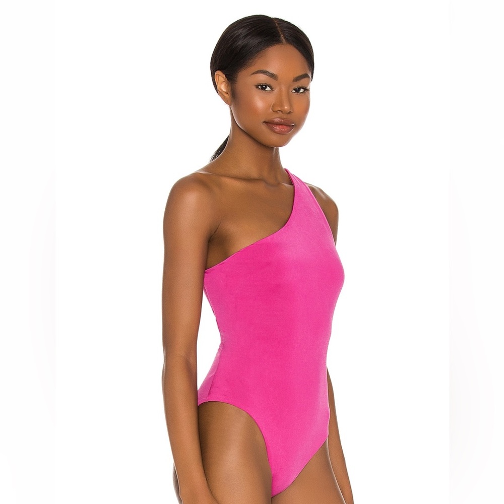 Revolve - Picture 5 of 5